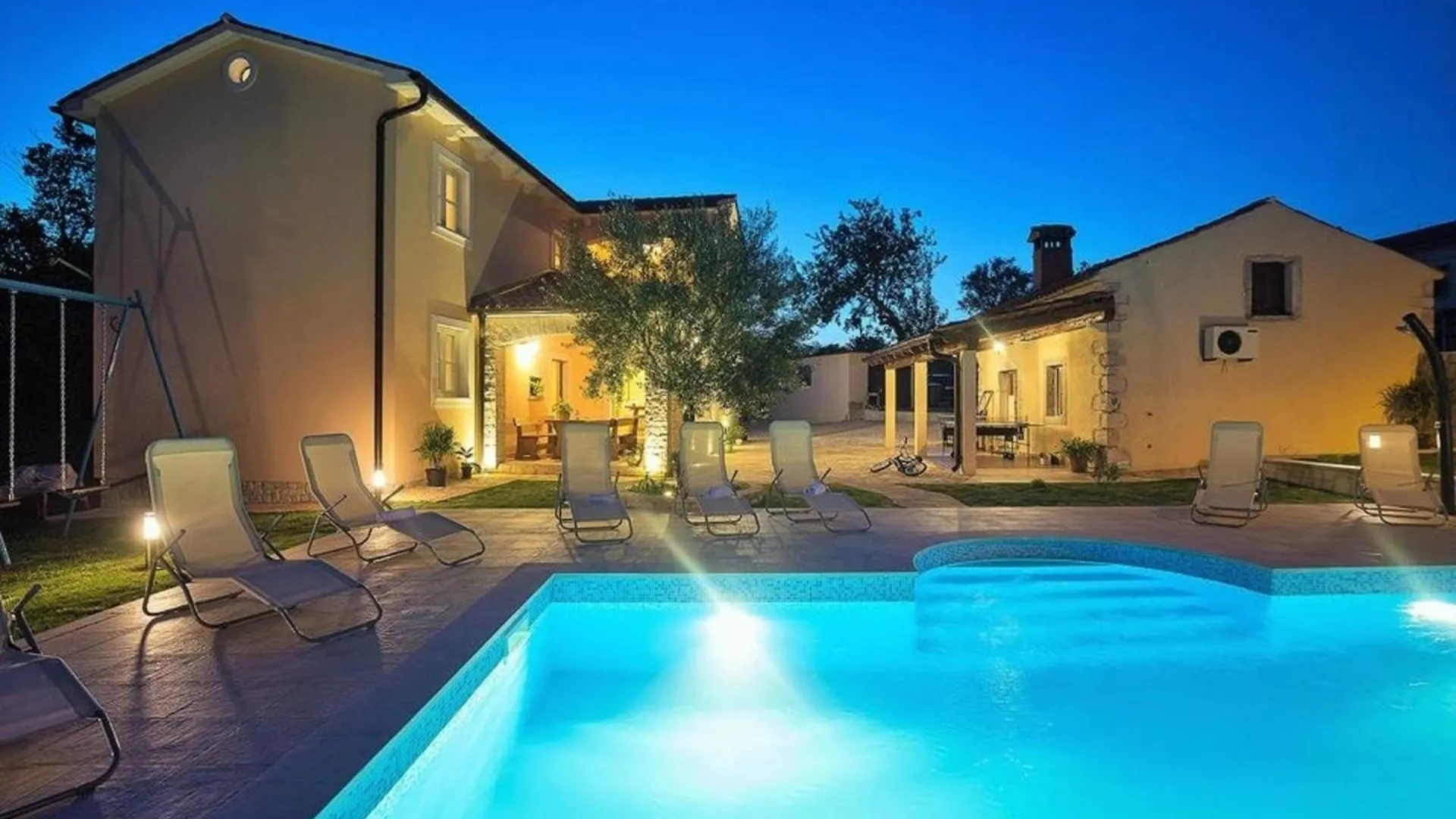 Ferienhaus Mit Privatpool Fuer 10 Personen Ca 170 Qm In Brgod, Istrien Bucht Von Rasa Labin  Casa de Férias Labin (Istria)