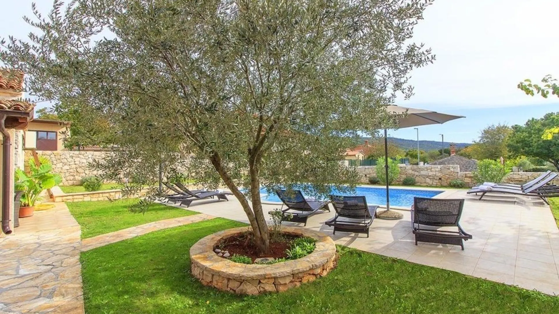 Ferienhaus Mit Privatpool Fuer 10 Personen Ca 170 Qm In Brgod, Istrien Bucht Von Rasa Labin  0*, Labin (Istria)